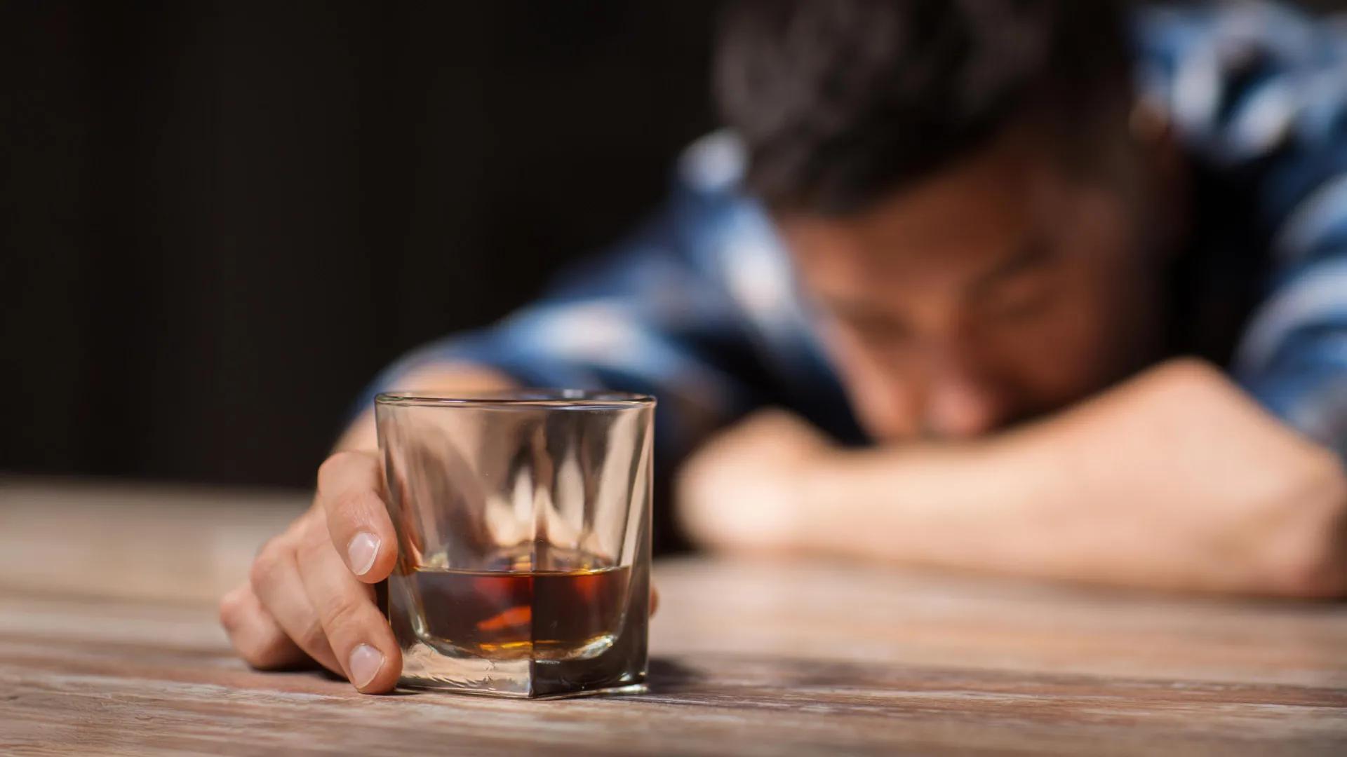 Researchers find alcohol users trapped in the vicious circle of the brain circle