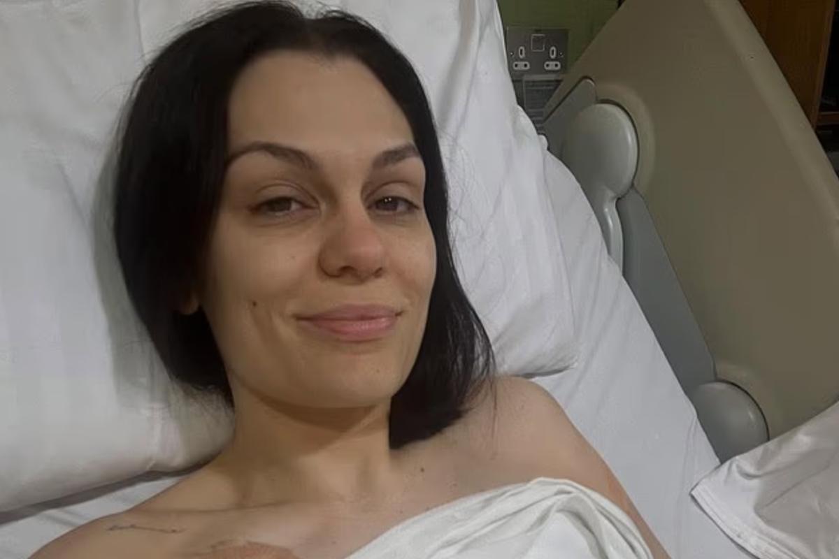 Jessie J admitted to hospital six weeks after breast cancer surgery | The