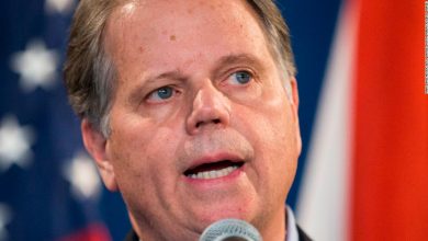 Photo of Doug Jones on Trump’s Supreme Court selection: ‘I will not endorse the assertion’
