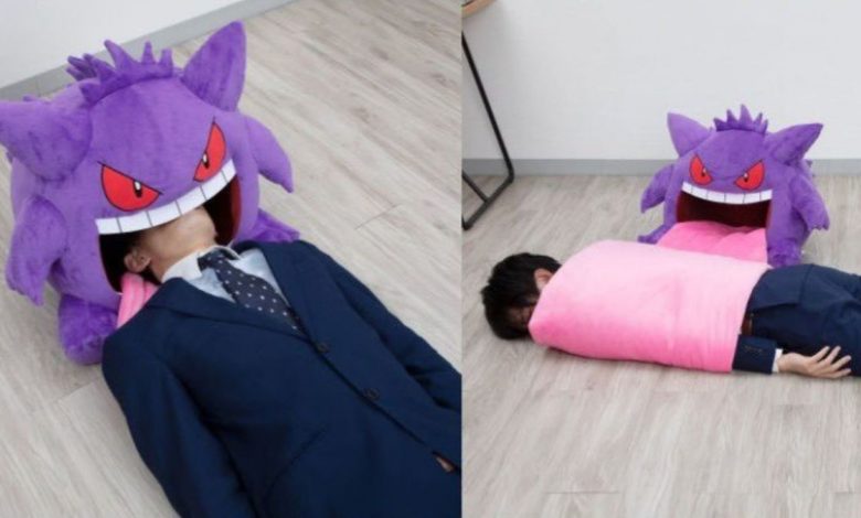 From the people who bought you the Metapod sleeping bag comes this huge Gengar pillow