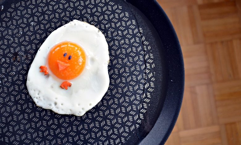 How to check the age of eggs and how to use them in the kitchen according to their freshness