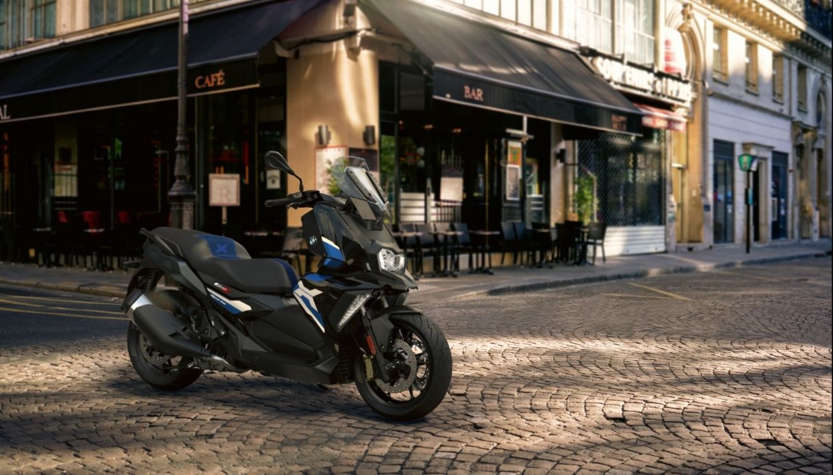 BMW updates its premium motorcycles