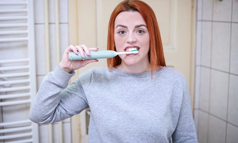 Practical advice on what not to do after brushing your teeth