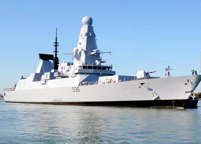 Russia says it fired on British warship HMS Defender in the Black Sea - Corriere.it