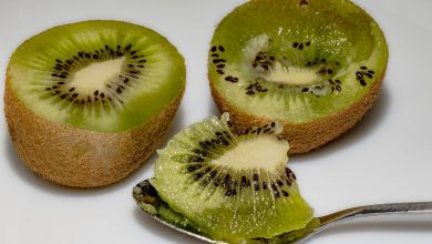 Photo of These three fruits are the most effective natural remedies for insomnia and eat them in the evening to fall asleep quickly and wake up rested.