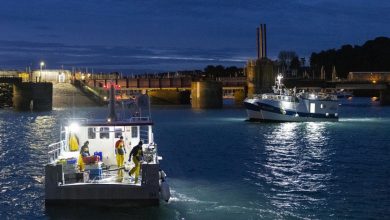 Photo of Brexit, French fishermen’s protest continues in the canal: ferries stopped and access to the Eurotun tunnel blocked