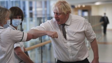 Photo of Boris Johnson ‘unmasked’ in hospital, controversy erupts in UK – Il Tempo
