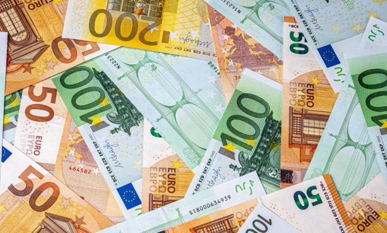 Partite Iva, contributo a fondo perduto fino a 150mila euro: quando arriva