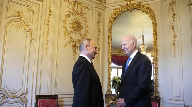 "Russia is planning a raid in Ukraine."  Biden: I will not accept Putin's red line