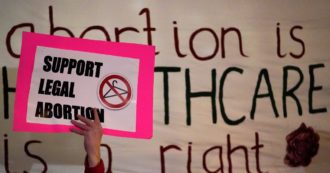 USA, right to abortion hangs by a thread: Mississippi law cuts time for termination of pregnancy in half.  And the Supreme Court, which is in conservative hands, can approve it