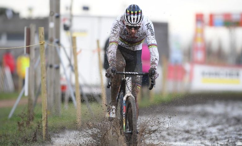 Cyclocross, World Cup - Adri van der Poel puts out the fire: 'It will take some time for Matthew to win again'