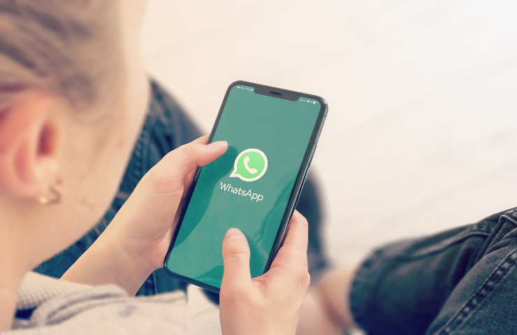 How to convert vowels in Whatsapp to text