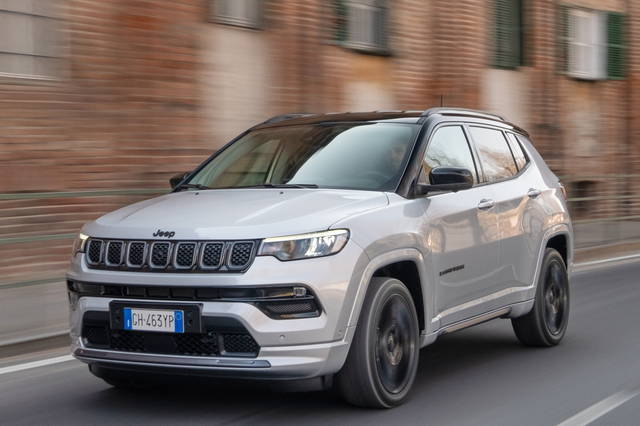 Jeep Compass test, specifications, opinions and dimensions 1.5 Turbo T4 S DDCT