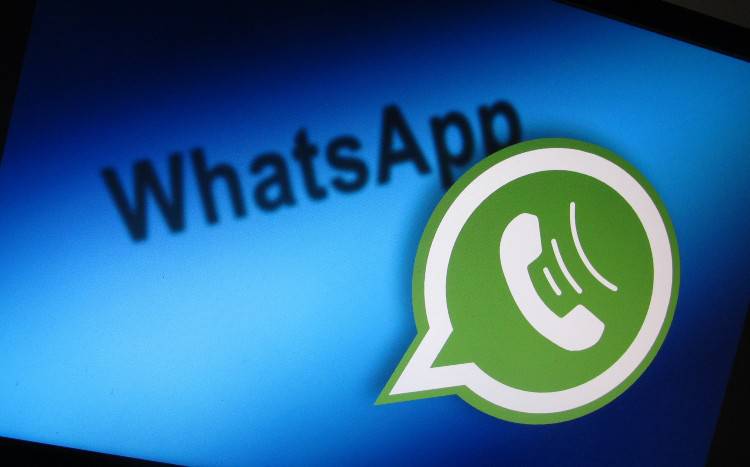 Whatsapp: Leaders renew the application's singing