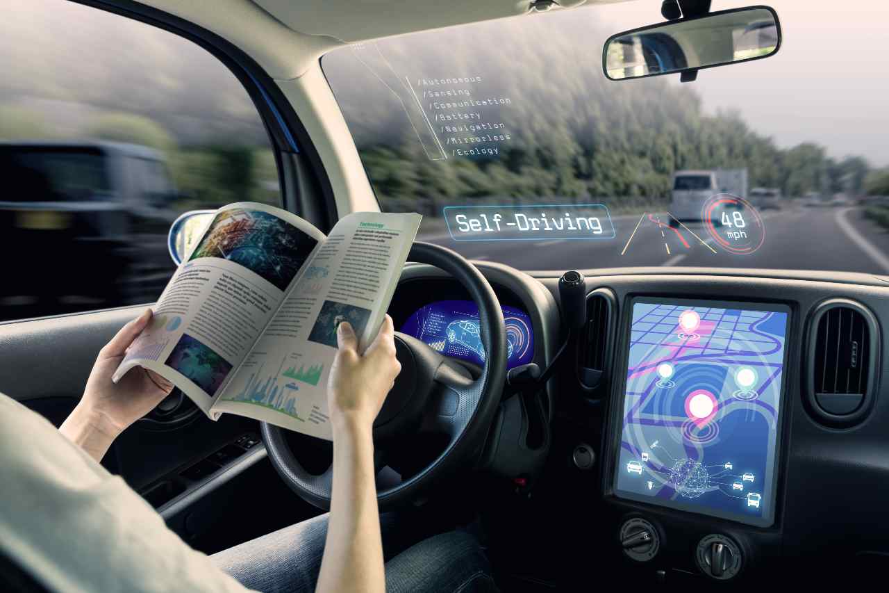 Photo of In self-driving cars, TV viewing is allowed: this is how the road code changes too