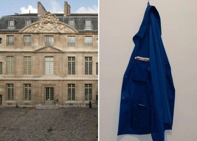 Paris steals a work from the museum thinking it's a jacket - Corriere.it