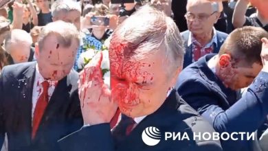 Photo of Poland, Russian ambassador smeared with red paint during May 9 celebrations
