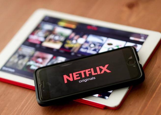 Netflix pays 56 million unpaid taxes.  "The first case in the world of a mysterious society without people" - Corriere.it
