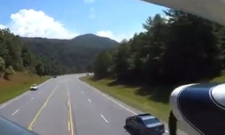 Engine failure, plane landed on highway: amazing video