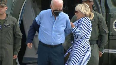 Photo of He puts on his wife’s clothes, then drops his glasses: Biden is back in the storm