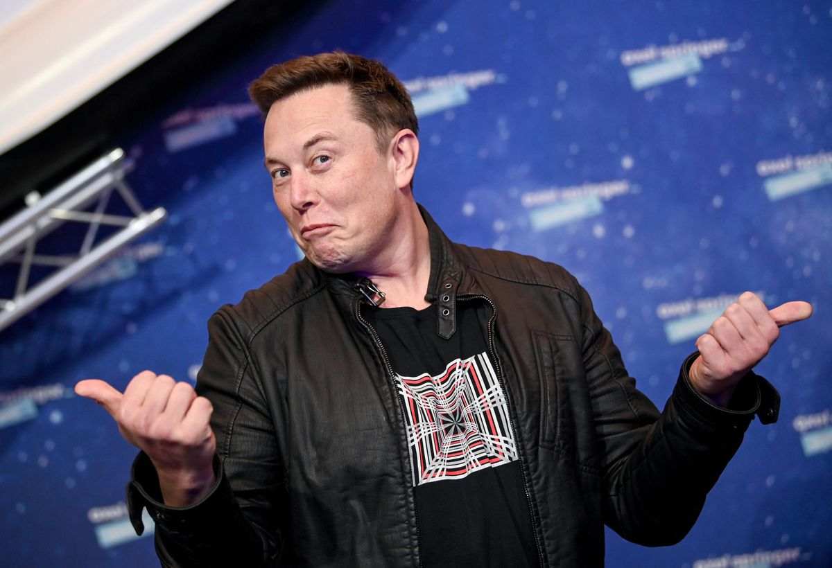 Elon Musk cell 20220815