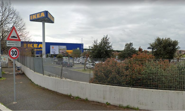 Anagnina: Thieves in an Ikea car park