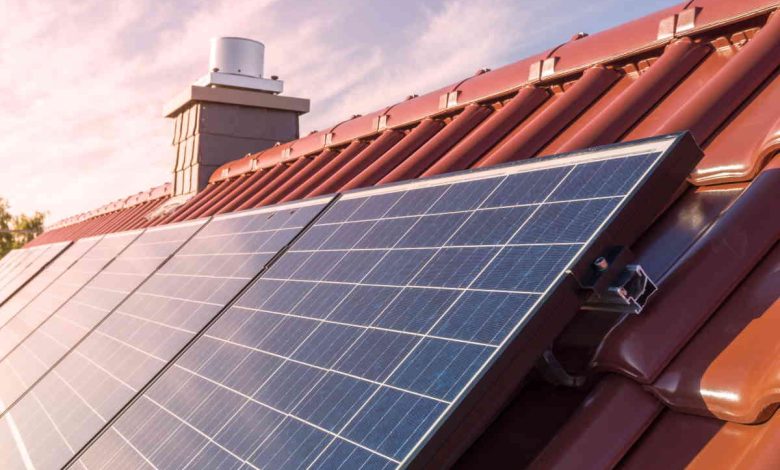 Want to disconnect from the network and stop paying your bills?  Take advantage of the new reward of photovoltaic storage systems