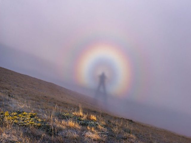 Spectrum of Brocken seen on the Apennines