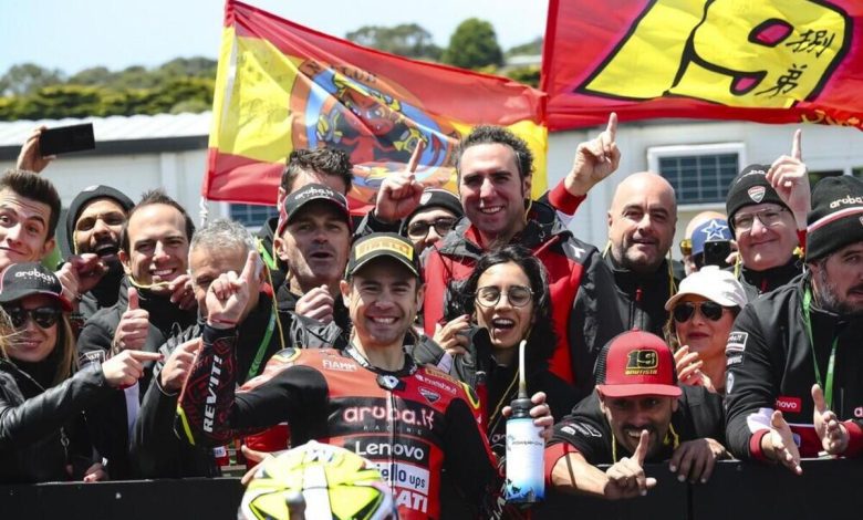 SBK 2022. Australian Grand Prix.  Phillip Island Report Cards: Álvaro Bautista rounds out the season with flying colours [GALLERY] Superbikes