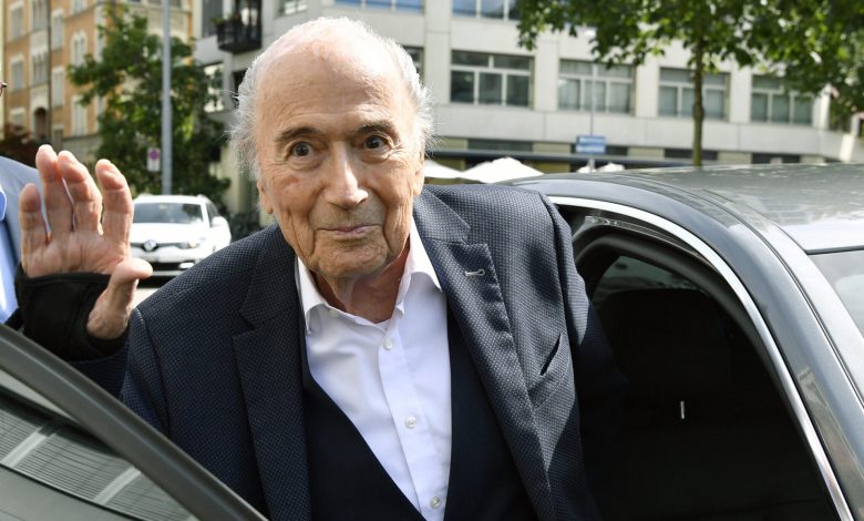 Sepp Blatter: "It is wrong to hold the World Cup in Qatar"