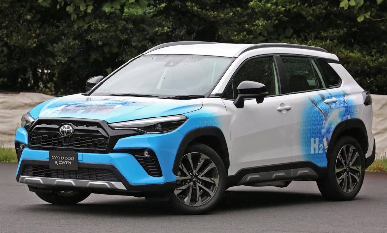 Toyota unveils the Corolla Cross with a hydrogen combustion engine